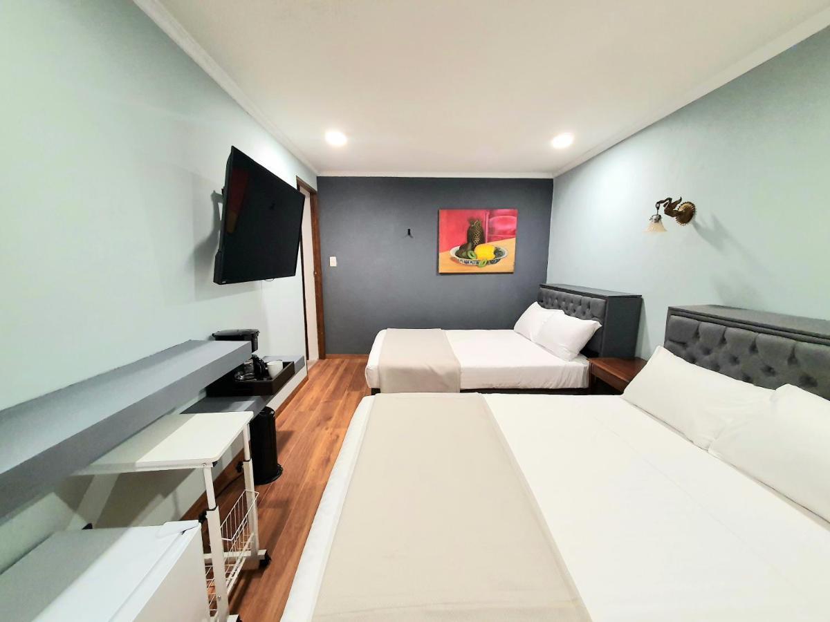Lindas Suites Eugenio Sue Città del Messico Esterno foto