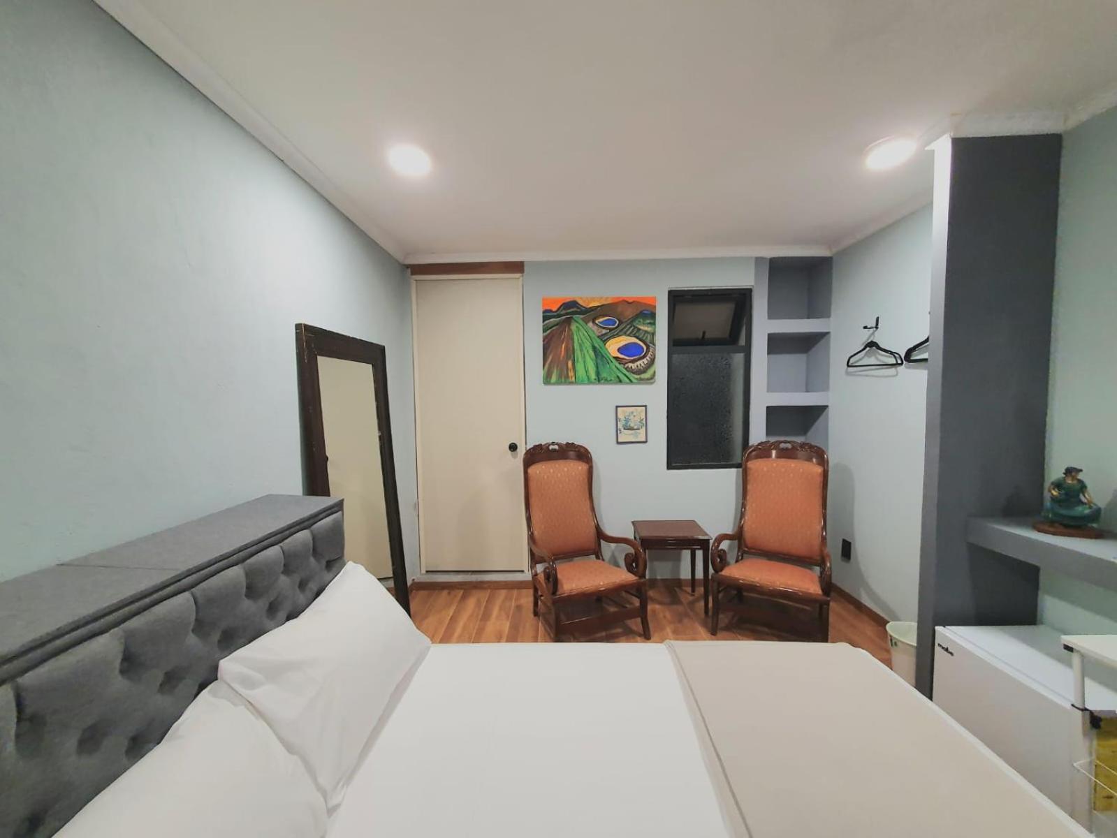 Lindas Suites Eugenio Sue Città del Messico Esterno foto