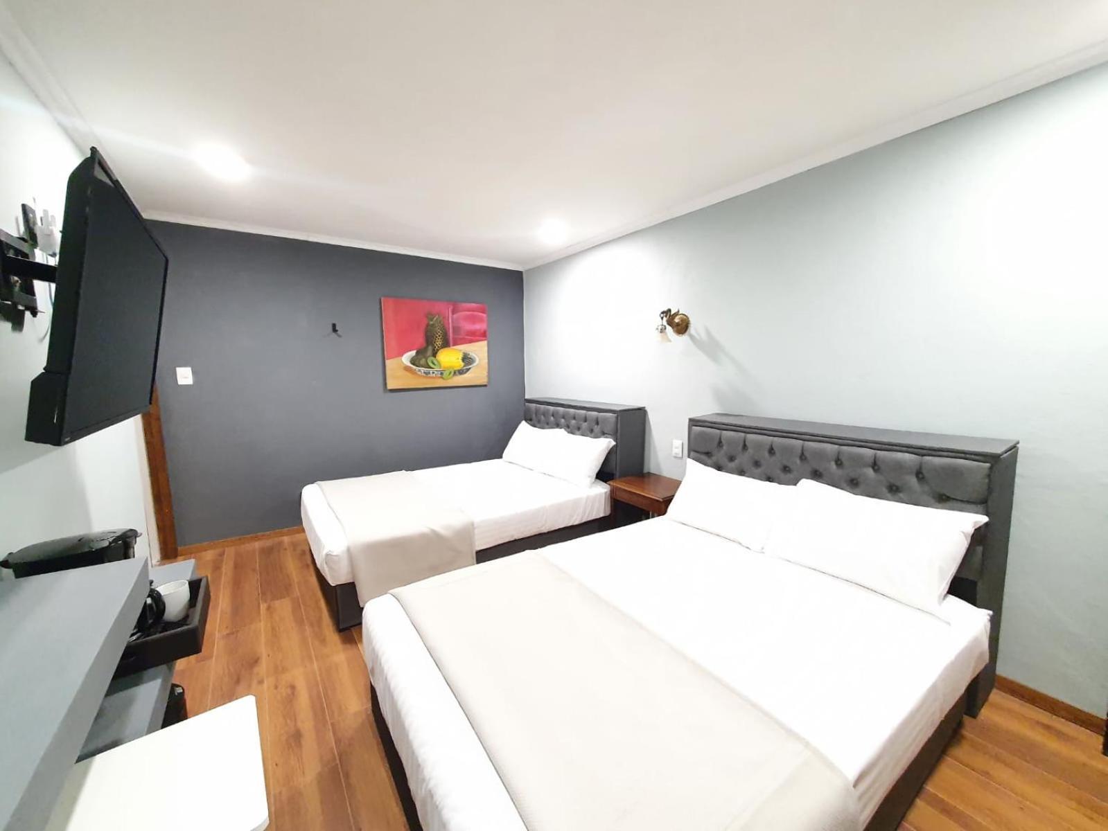 Lindas Suites Eugenio Sue Città del Messico Esterno foto