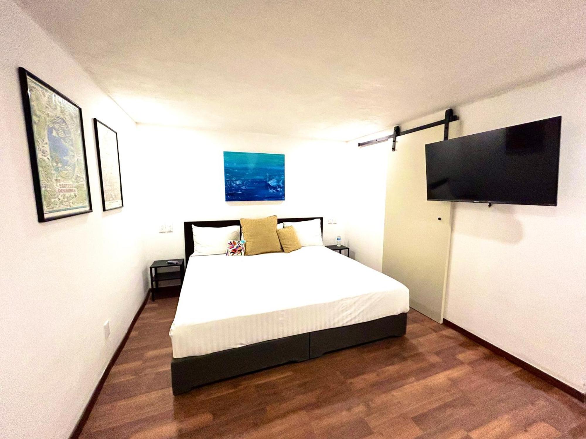 Lindas Suites Eugenio Sue Città del Messico Esterno foto