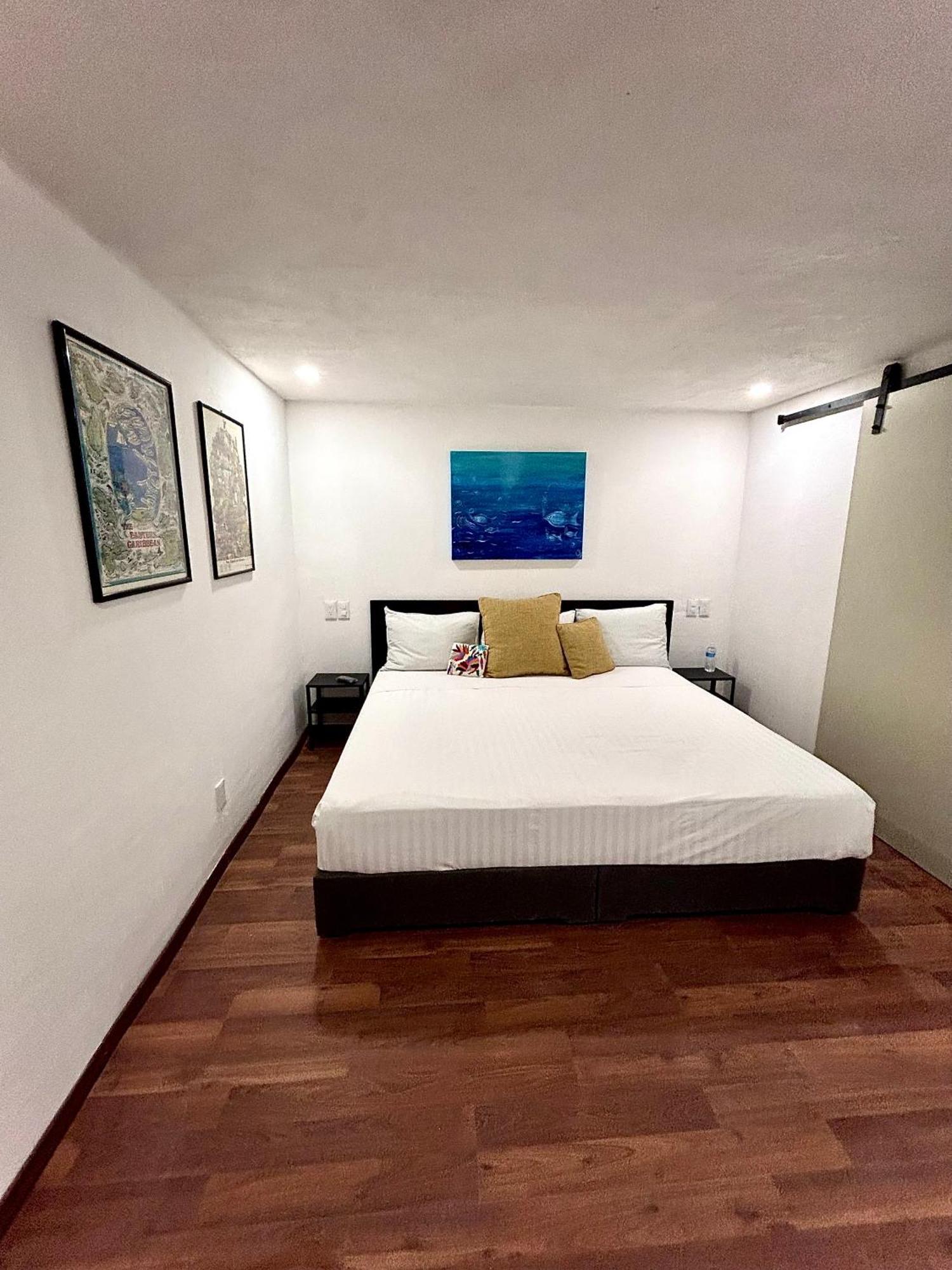 Lindas Suites Eugenio Sue Città del Messico Esterno foto