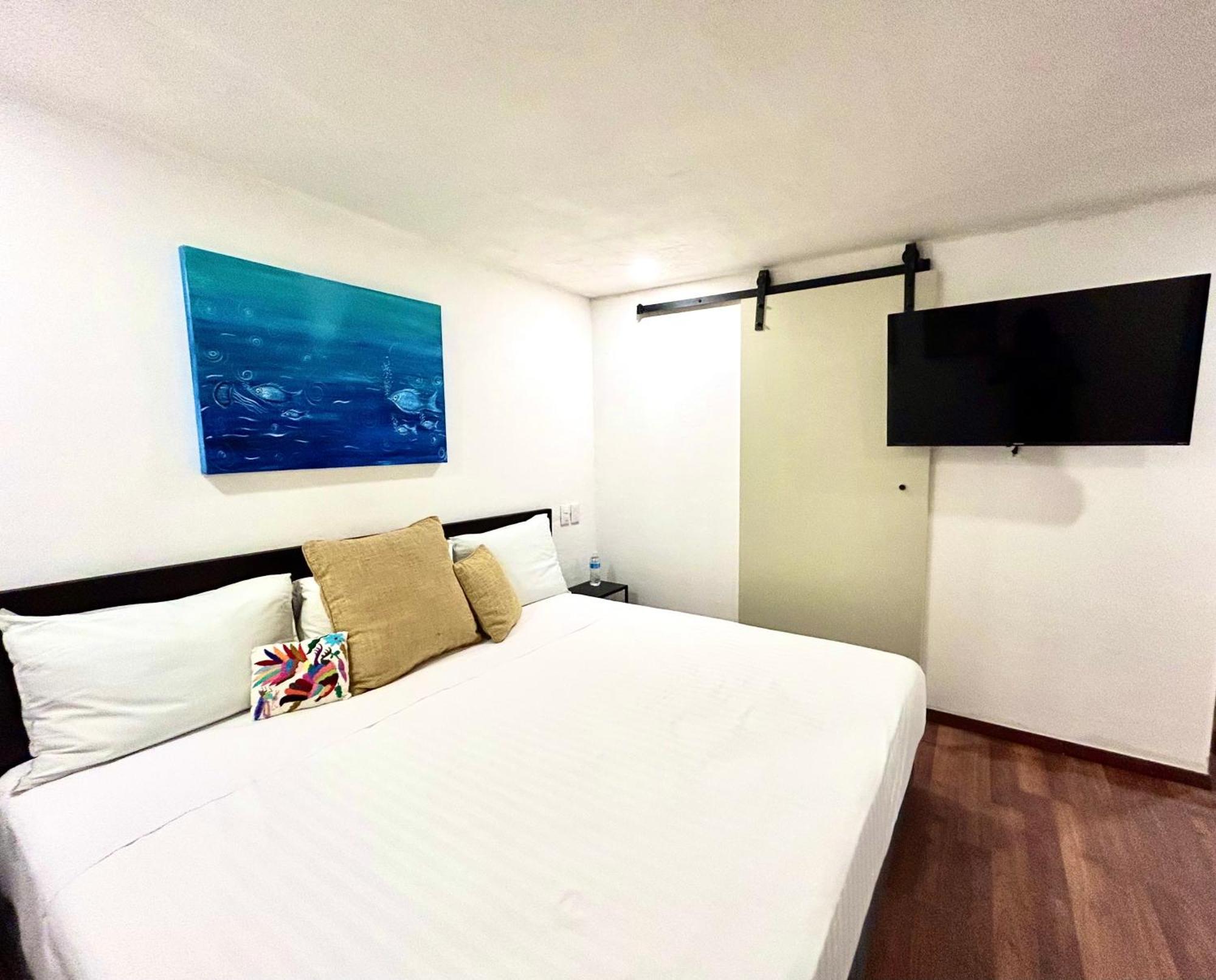 Lindas Suites Eugenio Sue Città del Messico Esterno foto