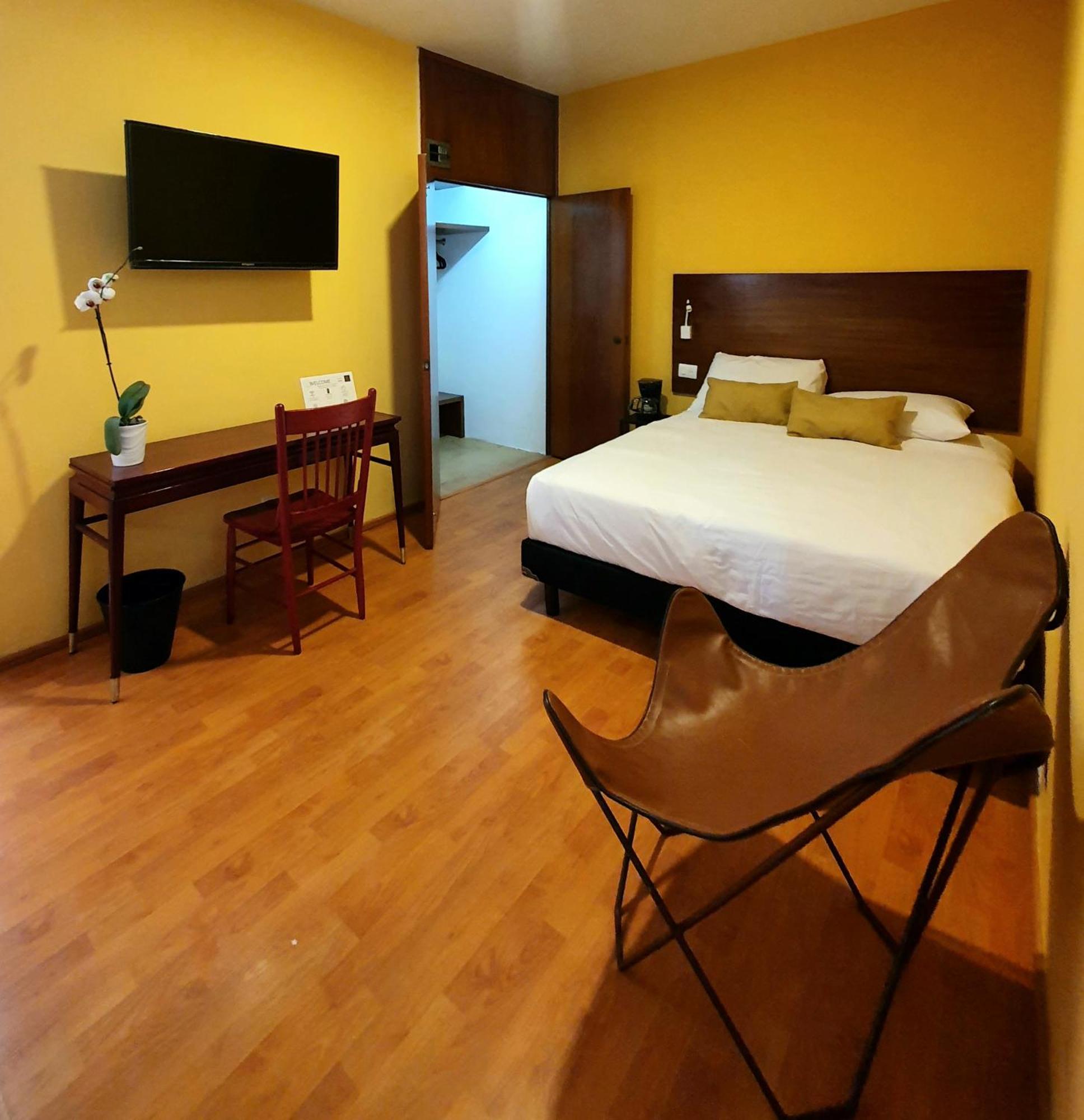Lindas Suites Eugenio Sue Città del Messico Esterno foto