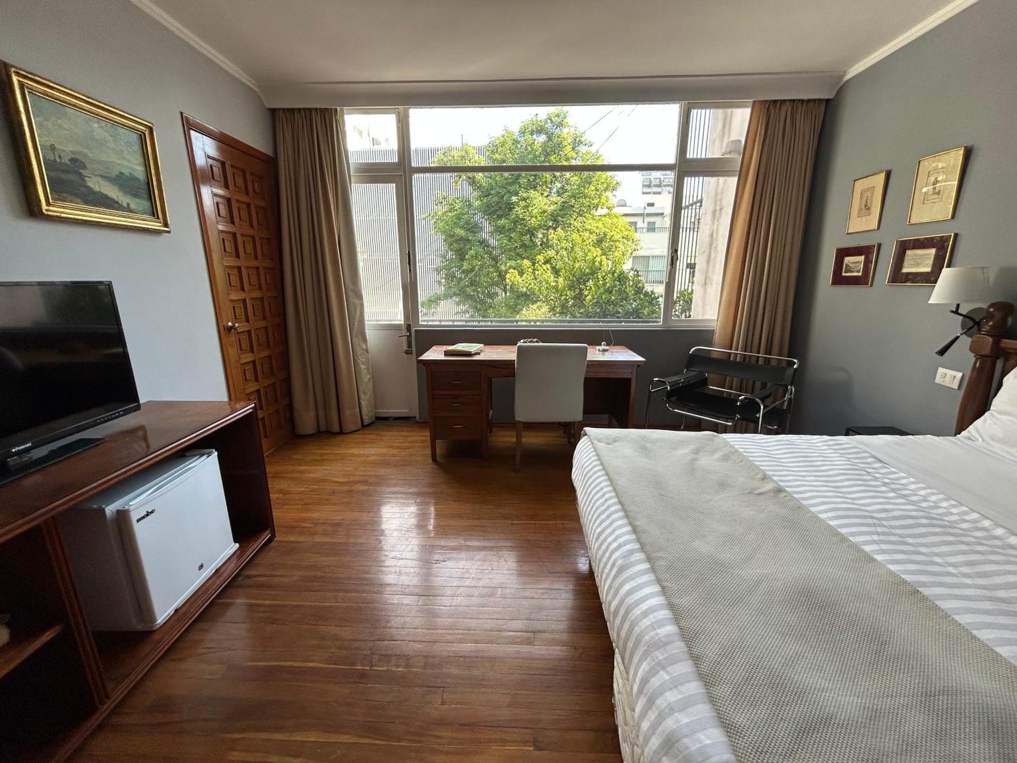 Lindas Suites Eugenio Sue Città del Messico Esterno foto